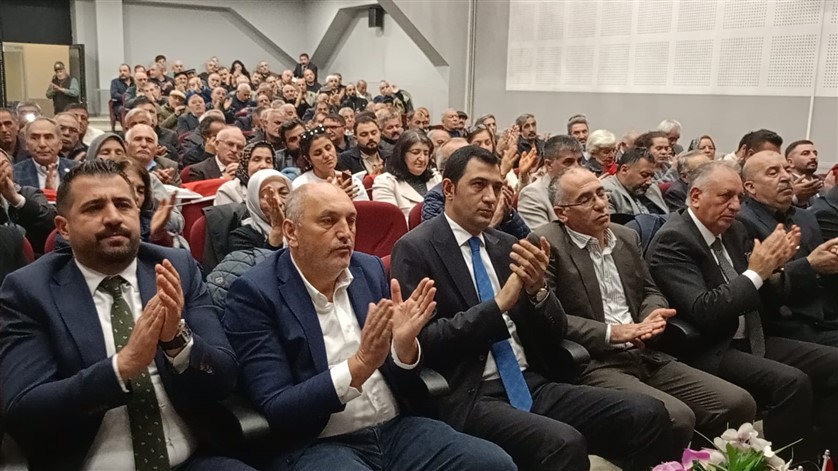 yeni-parti-kars-il-orgutunde-1-olagan-kongre-heyecani-yasandi-003.jpg